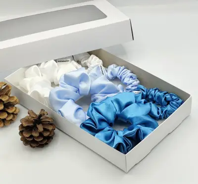 Scrunchies gumičky saténové ve světle modré - 6ks
